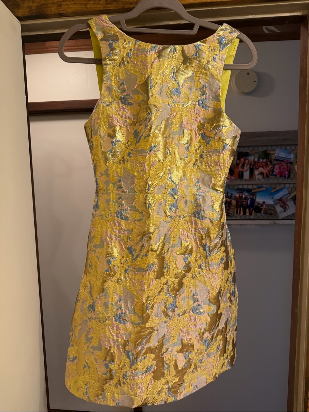 Sleeveless Yellow Floral Jacquard Mini Dress